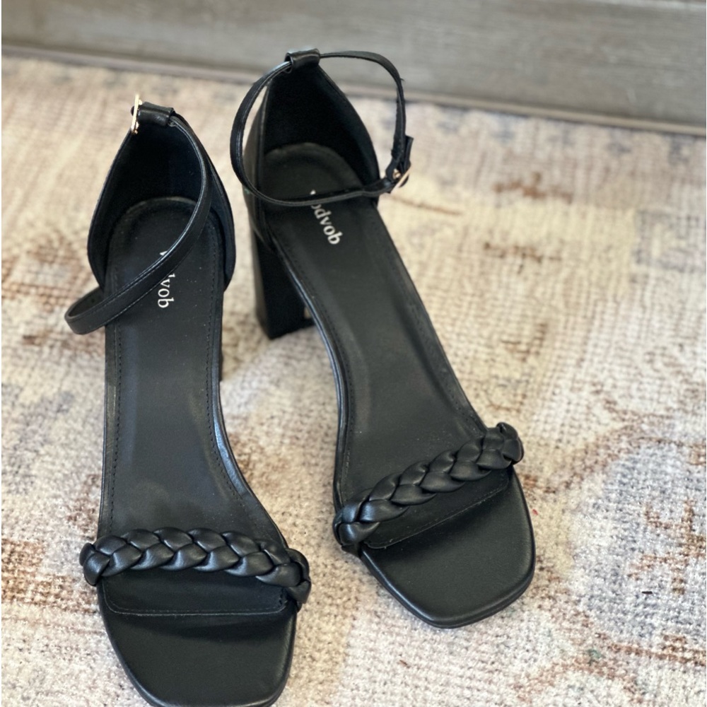 Black Heels size 9